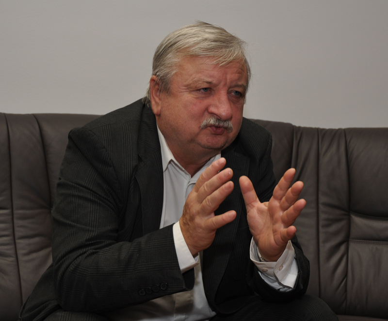 László Miklós
