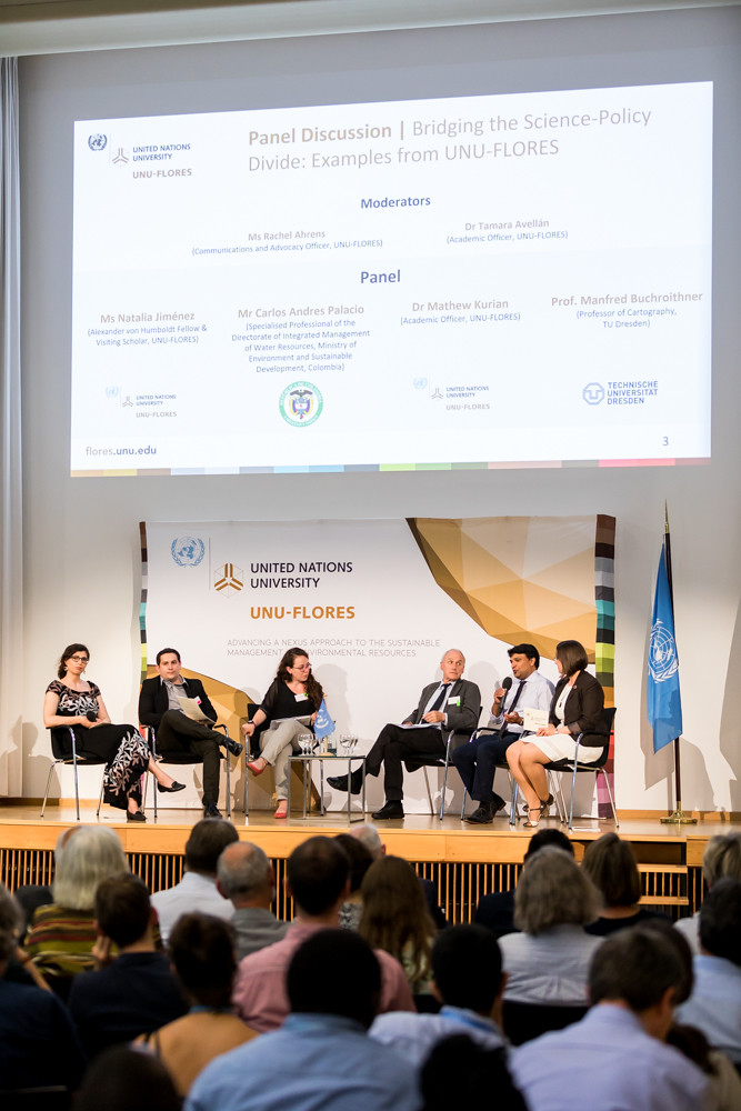 International Dialogue on Working at the Science-Policy Interface