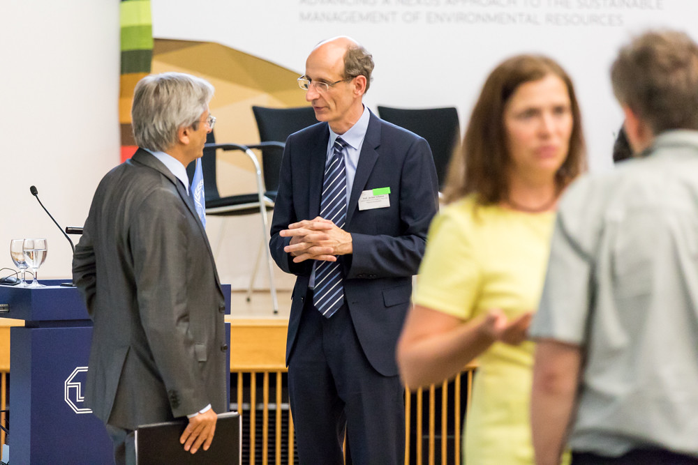 International Dialogue on Working at the Science-Policy Interface