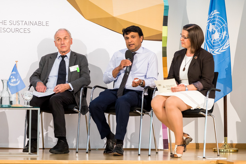 International Dialogue on Working at the Science-Policy Interface